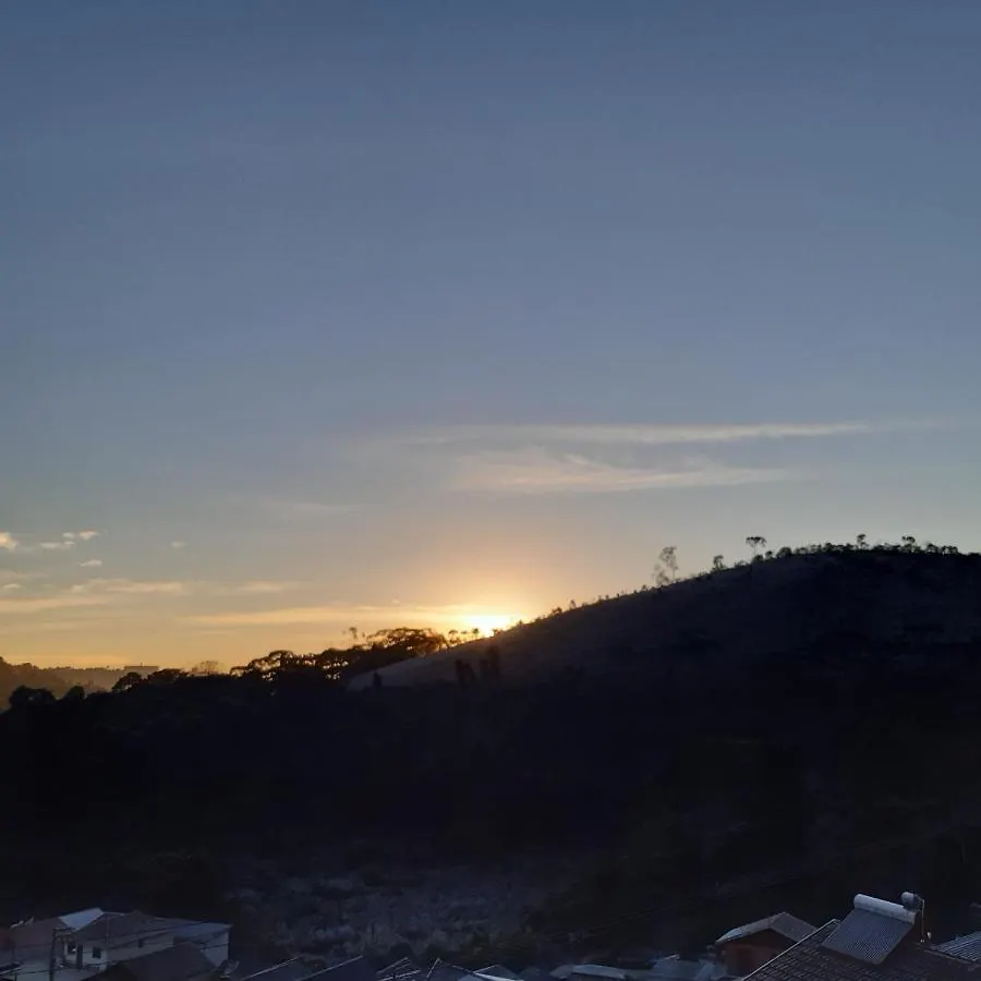 Homestay Silverios Suites Da Montanha Campos do Jordao Brazil
