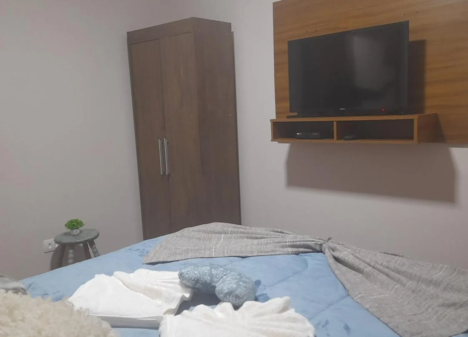 Homestay Silverios Suites Da Montanha Campos do Jordao